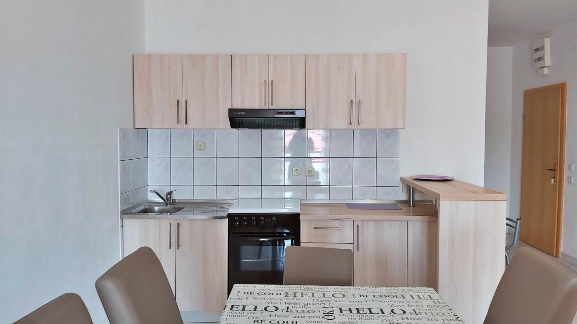 Apartments Zvone Omis Phòng bức ảnh