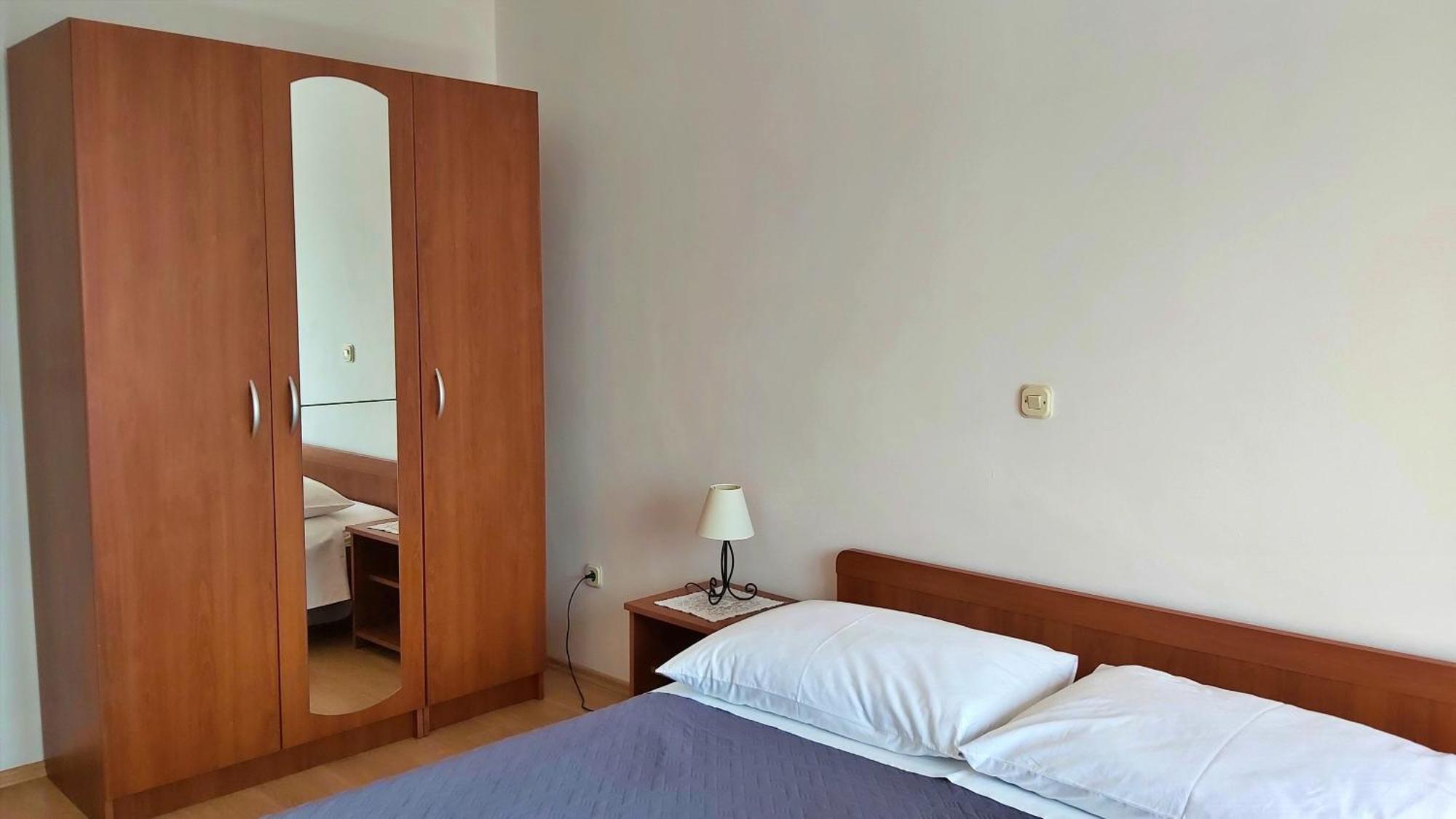 Apartments Zvone Omis Phòng bức ảnh