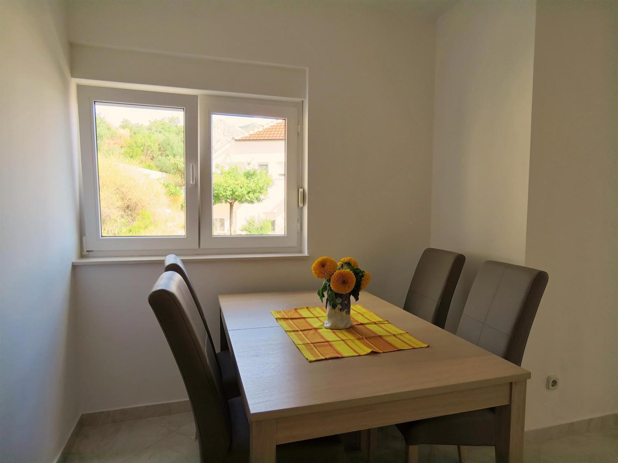 Apartments Zvone Omis Phòng bức ảnh