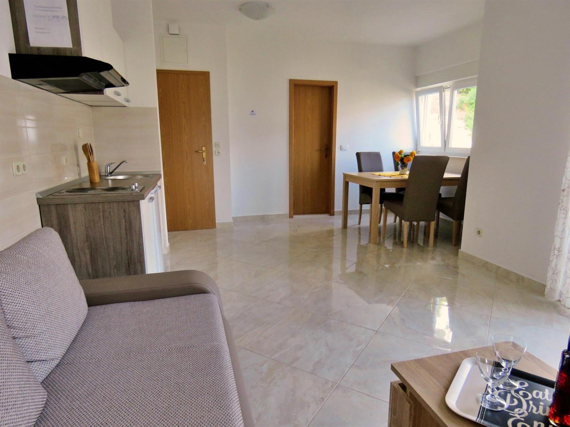 Apartments Zvone Omis Phòng bức ảnh